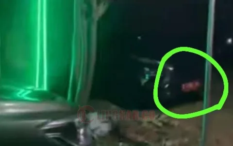 Gambar tangkap layar tiktok mobil siaga yang digunakan ke tempat hiburan malam di Trengguli Demak. Foto: istimewa