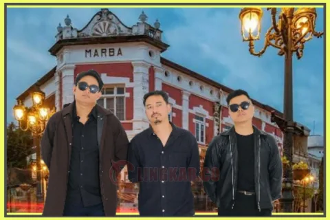 Personel Sepulang Kantor: dari kiri ke kanan, Hanif (bassis & vokalis), Azka (drummer), Haidar (gitaris). Kolase foto: Lingkar.co