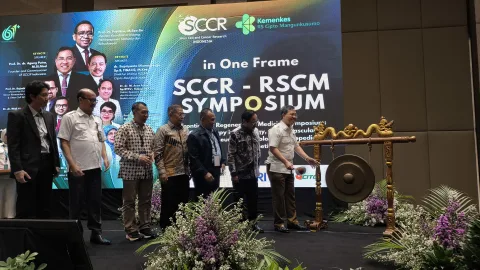 Pembukaan Frontiers of Regenerative Medicine Symposium: Cell Therapy in Oncology, Cardiovascular Medicine, Neurology, Urology, Orthopedic and Aesthetic, di Semarang. (dok Alan Henry)