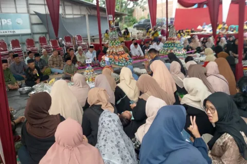 Warga Gelar Sedekah Bumi, Harapkan Keramat Para Wali Tanah Jawa Berikan Keselamatan Pengguna Jalan Silayur