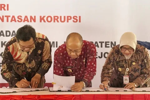Pemkab Banyumas Terima Aset 5 Bidang Tanah dan Bangunan dari KPK