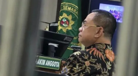 Sudewo Didakwa Terima Uang Miliaran dalam Kasus Rekrutmen Perangkat Desa
