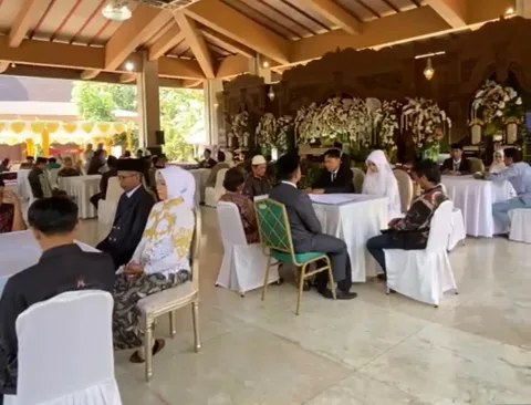 Nikah Gratis Lewat Unnes Mantu, Pasangan Lansia Semarang Resmi Menikah Setelah Dua Dekade