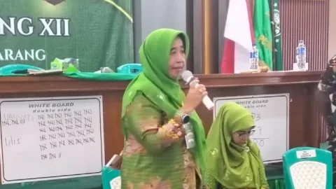Umiyati Humam Nahkoda Baru PC Muslimat NU Kota Semarang