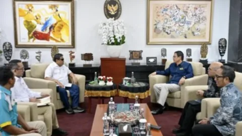 Purbaya Akan Pelajari Usulan Pencairan JHT Bebas Pajak yang Disampaikan Buruh