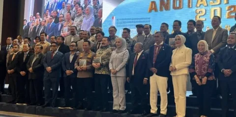 Kapolri, Jaksa Agung, dan Ketua KPK Hadir di Peluncuran Buku Anotasi KUHAP 2025