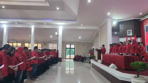 PDI Perjuangan Semarang Bentuk Pengurus Ranting, Mulai Panaskan Mesin Politik Menuju Pemilu 2029