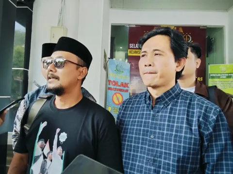 Datangi Kejari, Aliansi Santri Pati Pertanyakan Kasus Ashari
