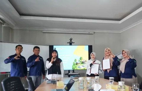 PLN Icon Plus Gandeng SMK NU Hasyim Asy’ari 2 Kudus