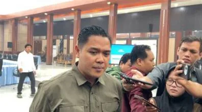 Viral! Kadisdik Kalteng Reza Usulkan tetap Sekolah ditengah Kabut Asap