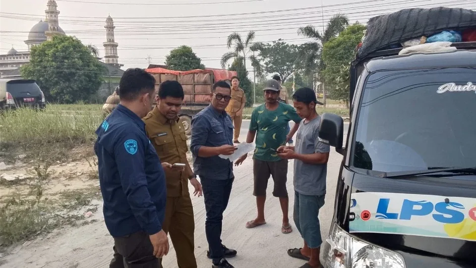 Pemkot Pekanbaru Amankan Tiga Angkutan Sampah Ilegal
