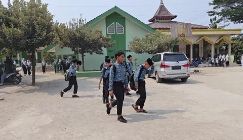 46 Siswa MTsN 1 Rembang Alami Diare, Madrasah Bantah Terkait MBG