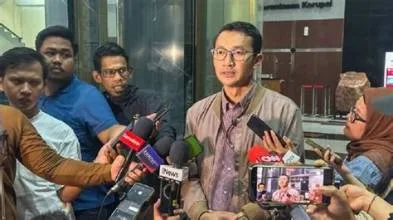 KPK Menggeledah Rumah Mewah Yayat Sudrajat Terkait Kasus Suap di Bekasi