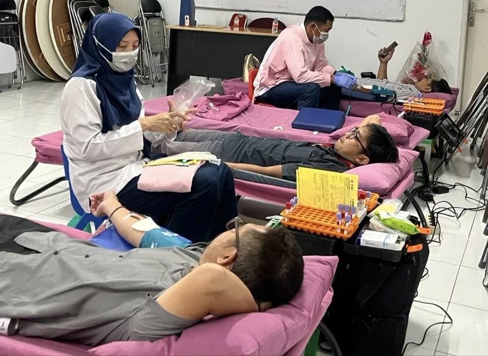 HUT ke-81 PMI, Alfamart Gerakkan Karyawan Donor Darah di 28 Lokasi