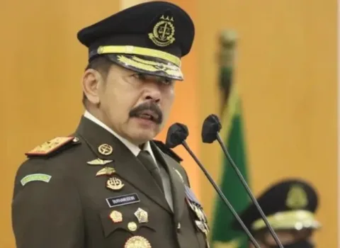 Jaksa Agung Mutasi 16 Pejabat dan 10 Kajari Diganti di Kejagung