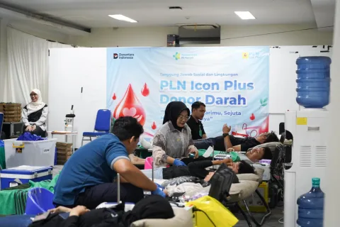 Donor Darah PLN Icon Plus Jadi Gerakan Bersama, 81 Kantong Terkumpul