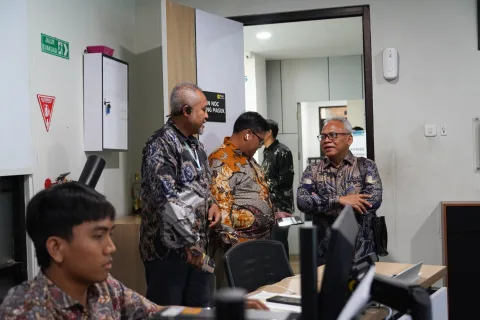 Komisaris PLN Icon Plus Tinjau Aktivitas SBU Jawa Bagian Tengah, Dinamika Regional Jadi Perhatian