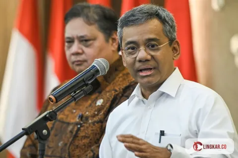 Suahasil Jelaskan Insentif Bulanan Rakyat Hingga UMKM Bebas Pajak