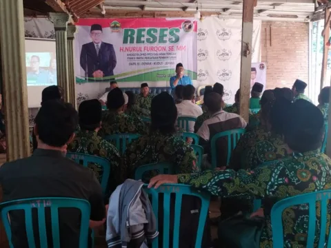 Anggota DPRD Provinsi Jateng Nurul Furqon saat mengadakan Reses di Jepara, Rabu (12/10/2022). Dok. Pribadi/Lingkar.co