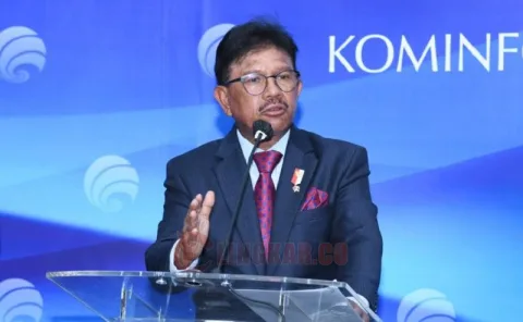 Menkominfo Jhonny G Plate akan diperiksa oleh Kejaksaan Agung hari ini terkait dugaan korupsi BTS 4G BAKTI. Dok Kominfo/Lingkar.co