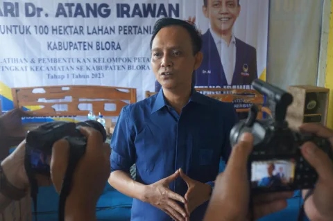 Dr. Atang Irawan - ds