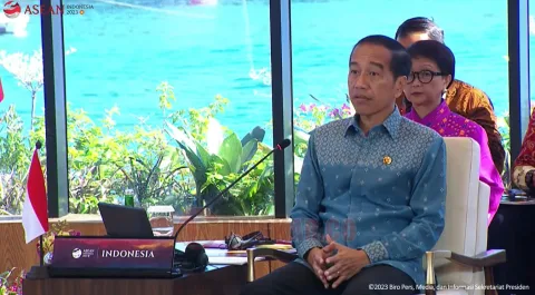Presiden Jokowi, memimpin Retreat Konferensi Tingkat Tinggi (KTT) ke-42 ASEAN di hari kedua, Kamis (11/5/2023) pagi. FOTO: Tangkap layar Youtube