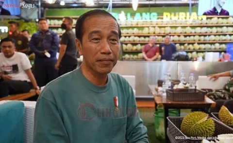 Presiden Ke-7 RI Joko Widodo (Jokowi) tak hadir dalam sidang perdana atas gugatan perdata terkait ESEMKA dan Ijazah Palsu. Istimewa