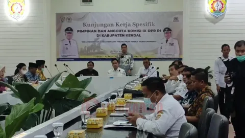 Anggota Komisi IX DPR RI saat kunjungan di Kabupaten Kendal/ Foto: Wahyudi