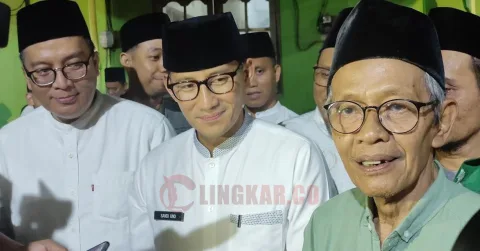 Kiai Haris Shodaqah bersama Sandiaga Uni, di Ponpes Al-Itqon Semarang, Jumat (9/6/2023)/Foto:dokumentasi