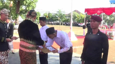 Bupati Dico