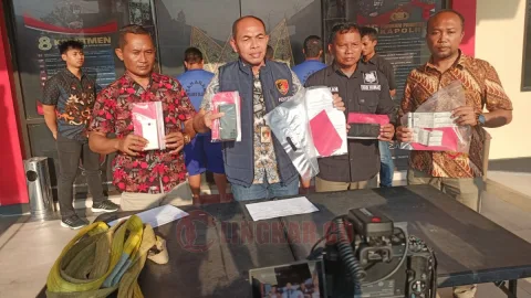 Pencuri tiang listrik