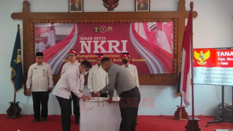 Napiter Ucap Sumpah Setia Kembali ke NKRI