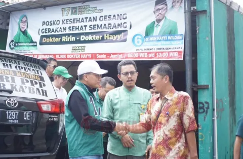 Pos Gesang Dokter Hayyi
