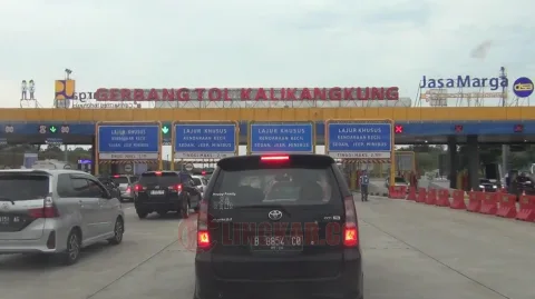 Kondisi di pintu tol Kalikangkung--Mangkang Semarang Batang. Foto: wahyudi