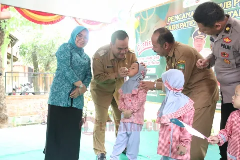 Vaksin polio