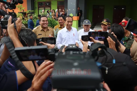 Jokowi di Blora