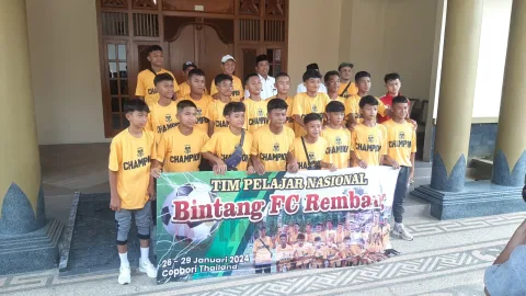 Tim sepak bola asal Rembang, Bintang FC akan mengikuti turnamen di Thailand. Foto: Dokumentasi.
