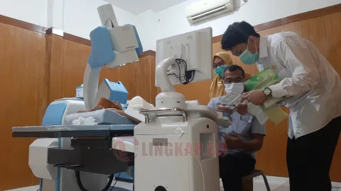 RSUD Rembang memiliki alat kesehatan lithotripter. Foto: Dokumentasi.