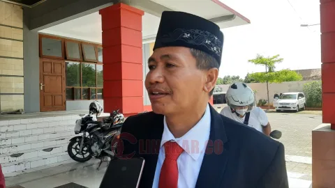 Kepala Dindikpora Rembang Sutrisno. Foto: Humas for Lingkar.co