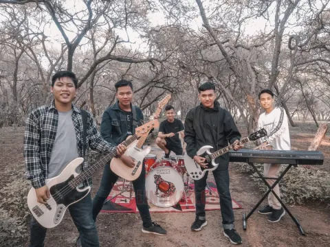 Aralangka Band merilis single baru berjudul "Antarasa". Foto: Istimewa.