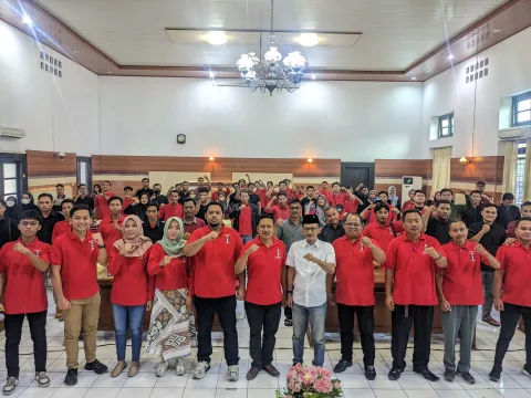 Sarasehan dan Diskusi Kebangsaan Alumni GMNI dan Barisan Nasionalis Kabupaten Pati pada Sabtu (1/6/2024). Foto: Istimewa.