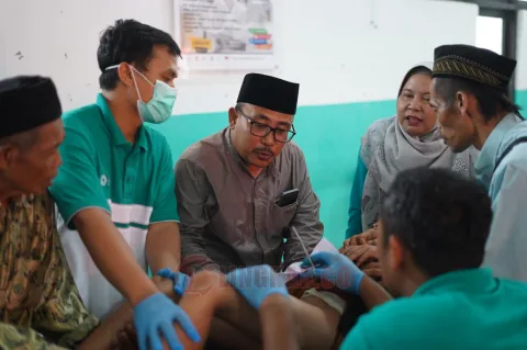 RSI Sultan Agung meriahnya Haul ke-13 KH. Masruri Mughni Sirampog, Benda, Brebes dengan khitan massal, Minggu (30/6/2024). Foto: Dokumentasi.
