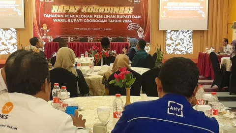 Rapat Koordinasi Tahapan Pencalonan Pilihan Bupati dan Wakil Bupati Grobogan 2024 di Hotel 21 Purwodadi, Kamis (1/8/2024). Foto: Istimewa.