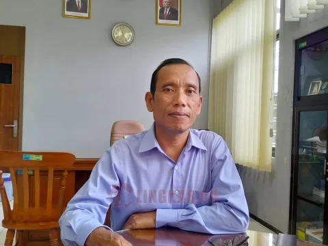 Direktur Utama PDAM Kabupaten Pati, Bambang Soemantri. Foto: Miftahus Salam/Lingkar.co