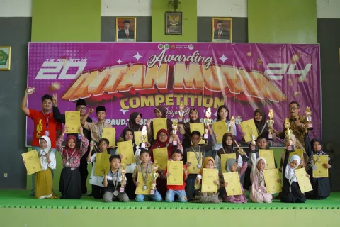 Penyerahan pemenang lomba IMC se-Eks Karesidenan Pati di MTsN 1 Pati, Minggu (18/8/2024). Foto: Dokumentasi.