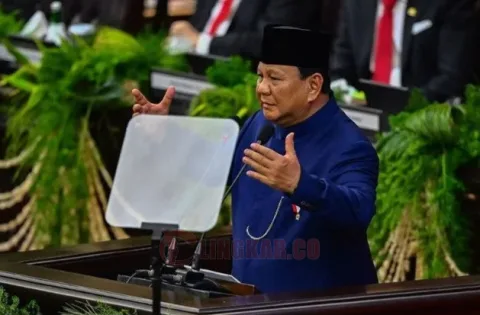 Presiden Prabowo Subianto menyampaikan pidato usai dilantik pada sidang paripurna MPR di Gedung Nusantara, Kompleks Parlemen, Senayan, Jakarta, Minggu (20/10/2024). Foto: Istimewa.