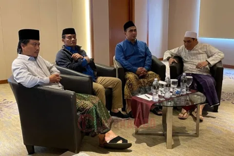 Pertemuan Khusus Gus Yusuf dan 25 Kiai Besar se-Jawa Tengah di Semarang, Siap Menangkan Paslon 2 Luthfi-Yasin