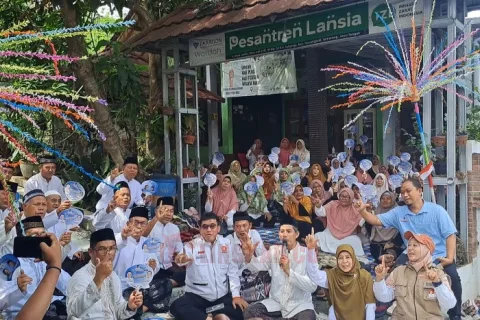 Pesantren Lansia Roodhiyatam Mardhiyyah Sukorejo, Gunungpati, Kota Semarang, Minggu (10/11/2024).