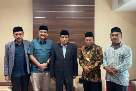 Mantan Ketum PBNU Prof. Dr. KH Sa'id Aqil Siradj bersama Yoyok Sukawi, dan ketua DPC PKB Kota Semarang, H Muhammad Mahsun. Foto: istimewa