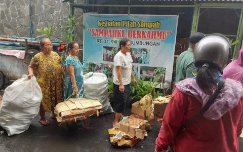 Semarang bersih menjadi salahsatu program prioritas Wali Kota Semarang, Agustina Wilujeng Pramestuti dan Wakil Wali Kota, Iswar Aminuddin. (dok Pemkot Semarang)